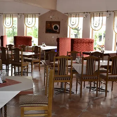 Inn Maxim *
